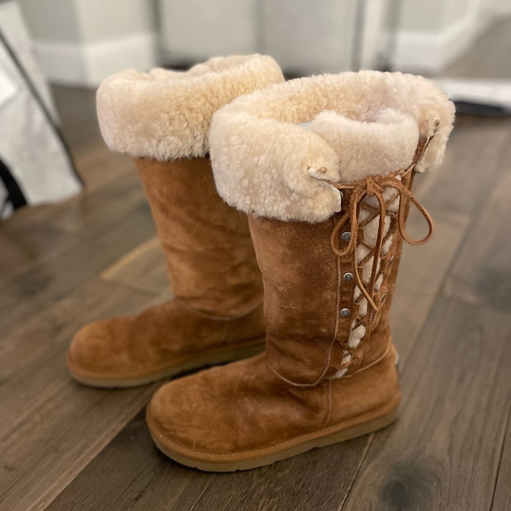 Vintage Ugg Upside (5163) Lace Up Tan Tall Boots